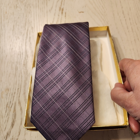 Calvin Klein Tie Never Worn - Picture 3 of 6